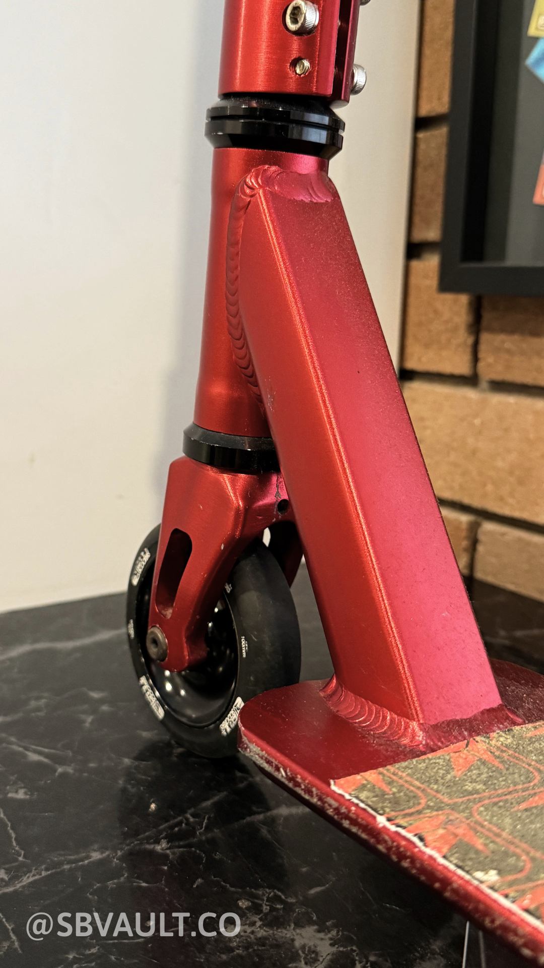 2011 Blunt Complete Red