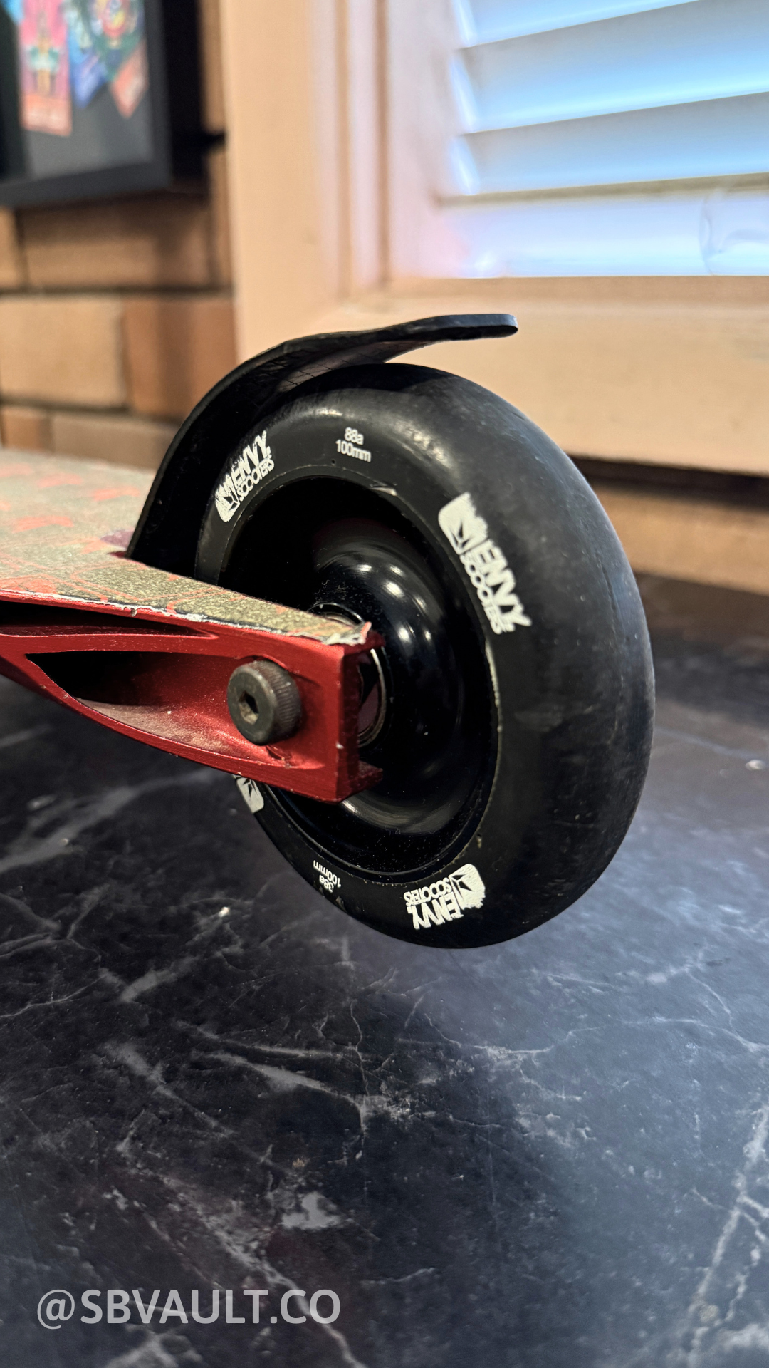 2011 Blunt Complete Red