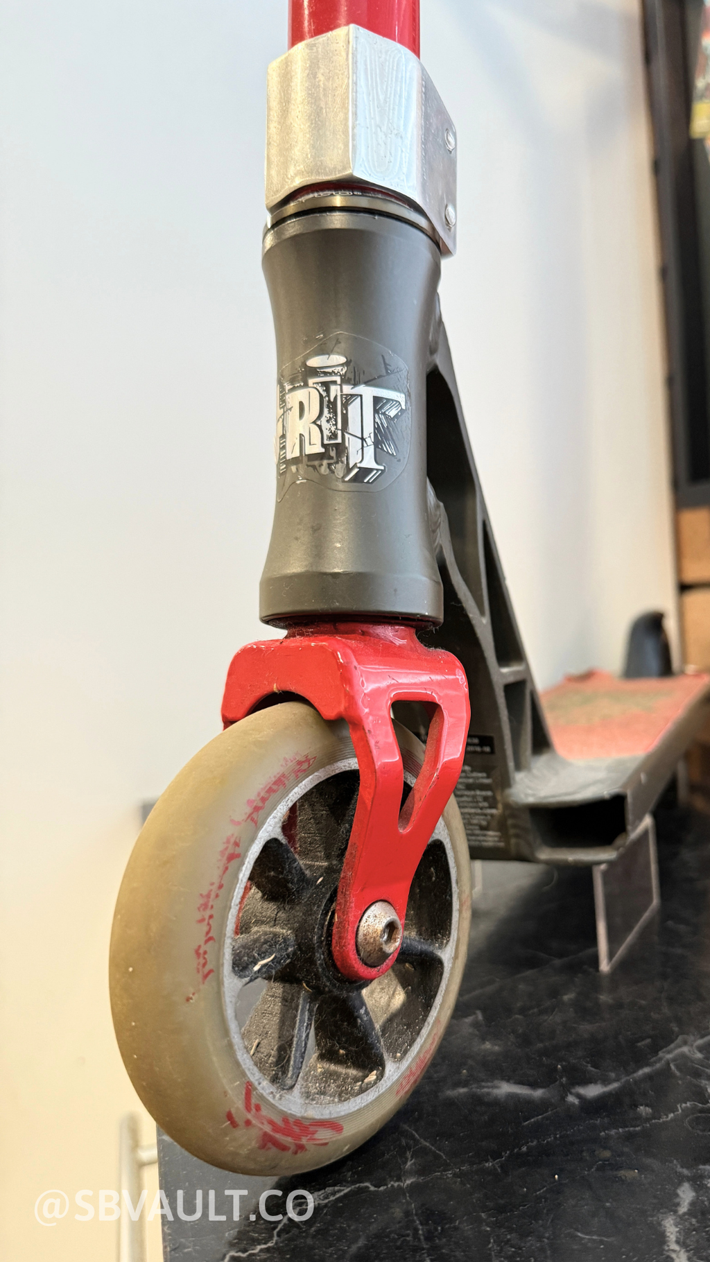 2016 Grit Elite Red