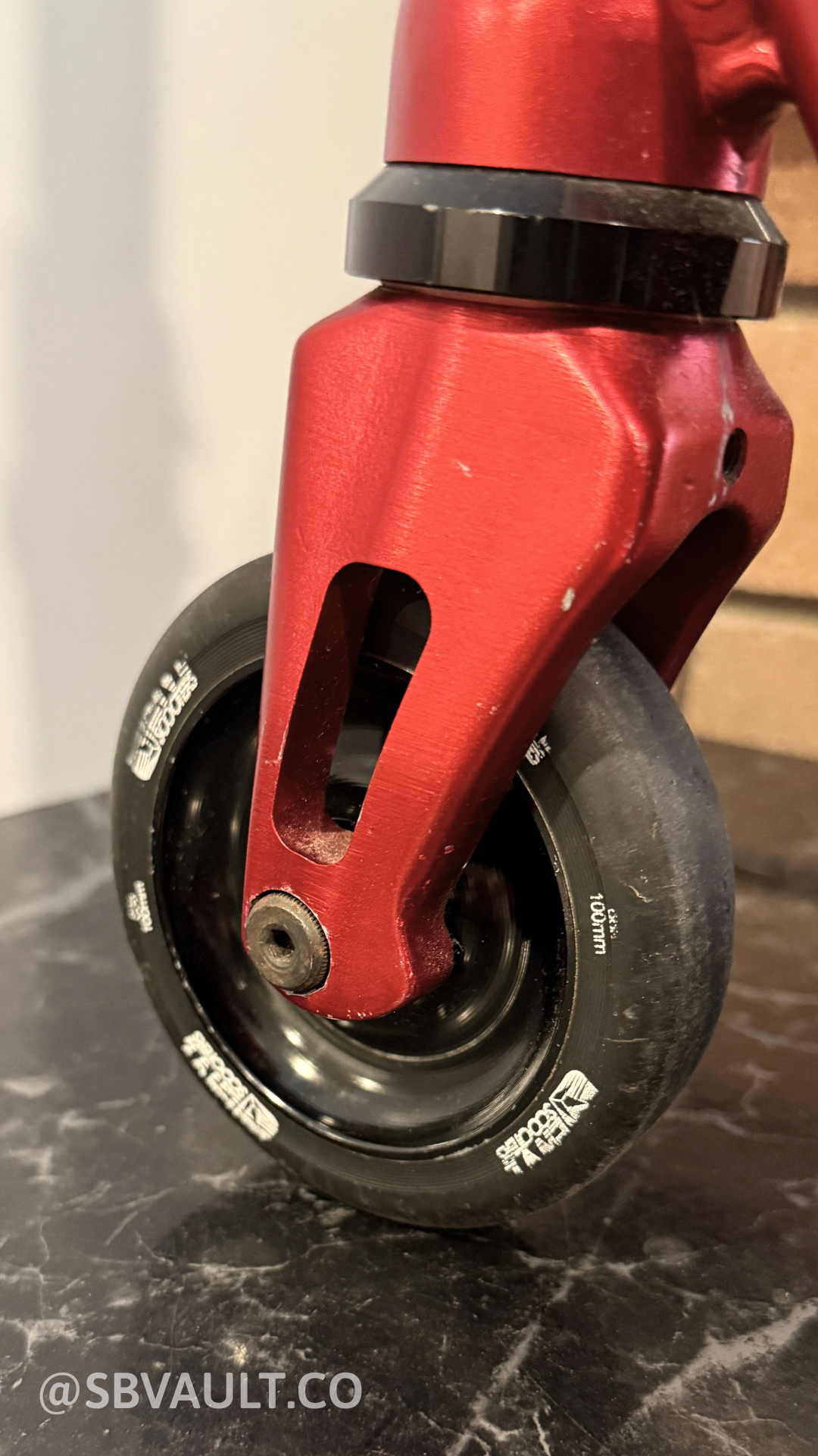 2011 Blunt Complete Red